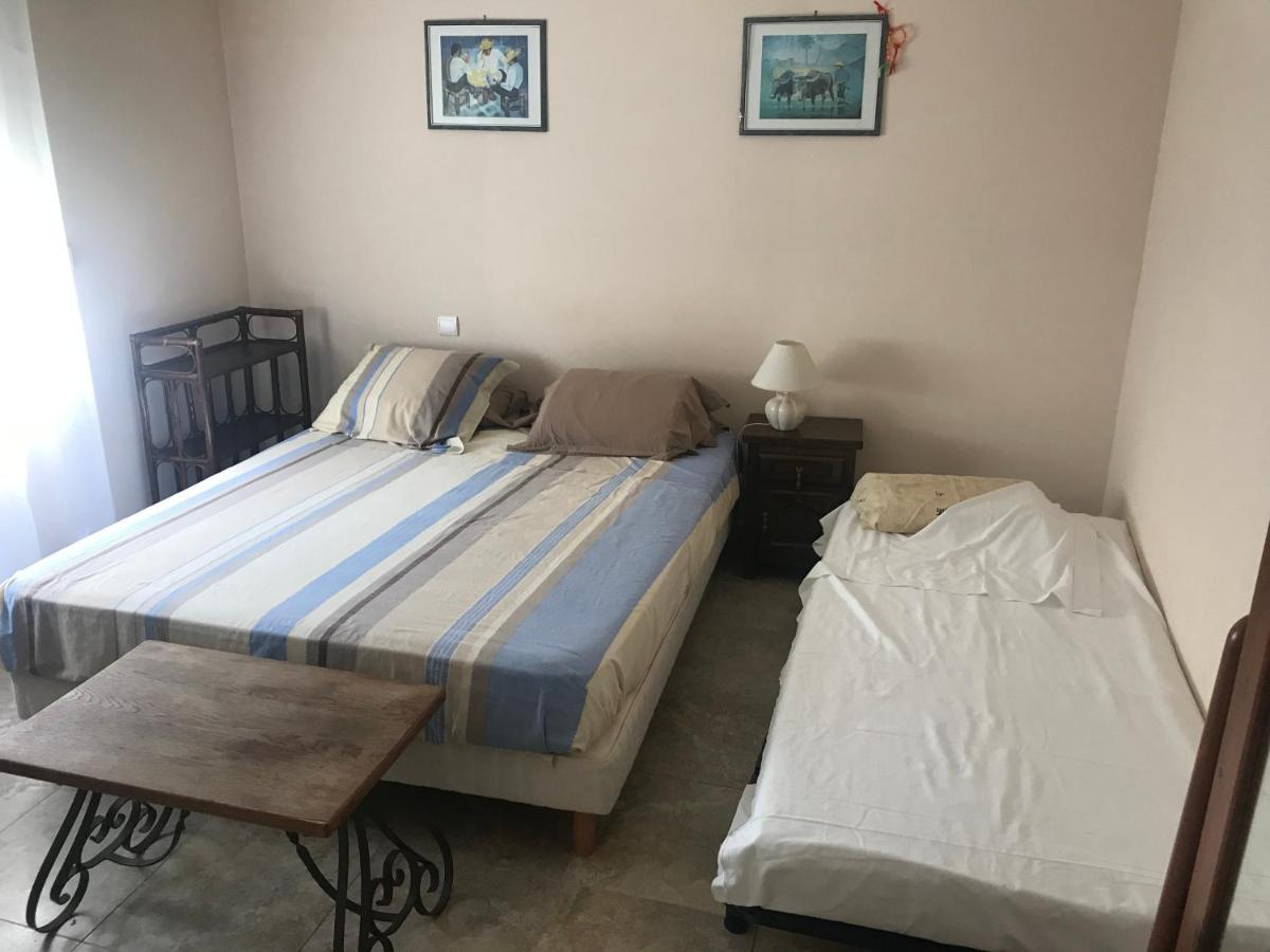 Chambre 3 Villeneuve les Béziers Esterno foto